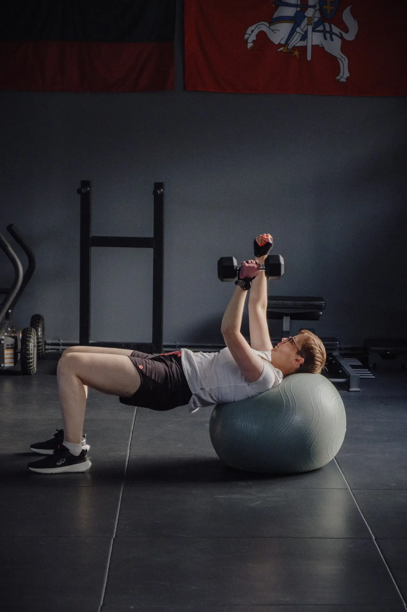 Grupinė kineziterapijos treniruotė su kineziterapeutu Newton Gym